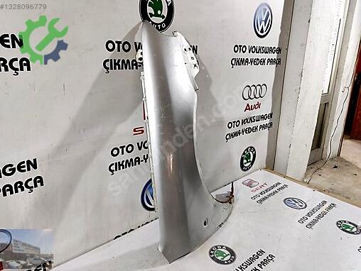 Skoda Octavia Sağ Ön Çamurluk çıkma parça