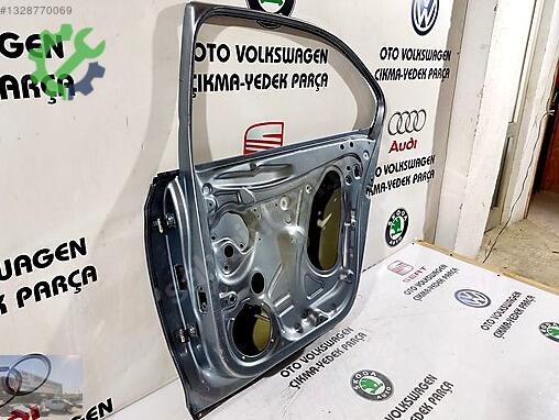 Skoda Rapid Sağ Arka Kapı çıkma parça
