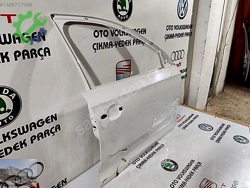 Skoda Rapid Sağ Ön Kapı çıkma parça