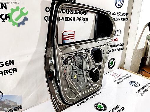 Skoda Superb Sağ Arka Kapı çıkma parça