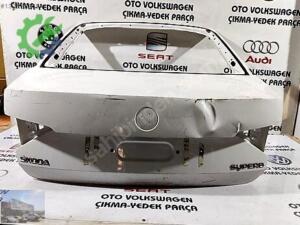 SKODA SUPERB BAGAJ KAPAĞI ARKA SÜPER B 2013-2019 ÇIKMA