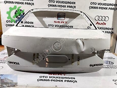 Skoda Superb Bagaj Kapağı çıkma parça