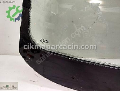 Skoda Superb Ön Cam çıkma parça