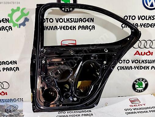 Skoda Superb Sağ Arka Kapı çıkma parça