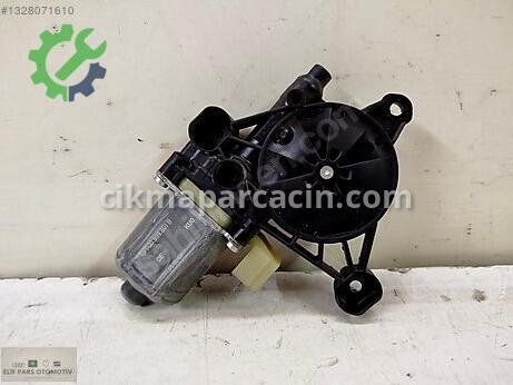 Skoda Superb Ön Cam Motoru çıkma parça