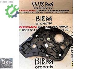 SsangYong Torres Cam Krikosu Çıkma