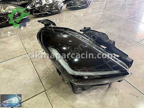 Suzuki Swift Sağ Ön Far çıkma parça