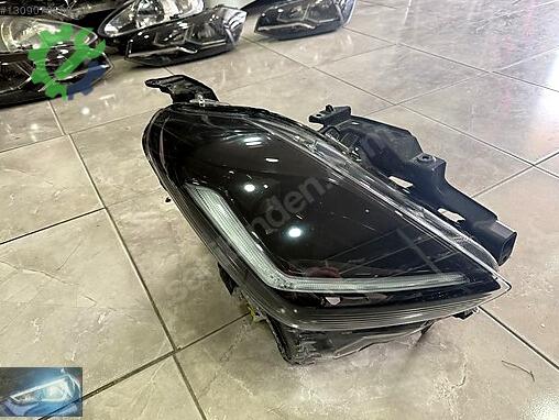 Suzuki Swift Sağ Ön Far çıkma parça