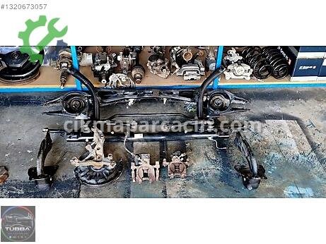 Volkswagen Golf Far Braketi çıkma parça
