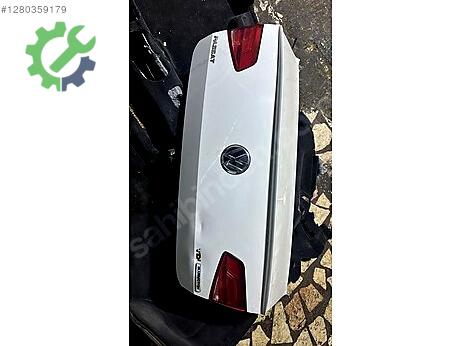 Volkswagen Passat Bagaj çıkma parça