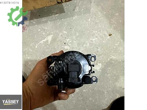 Renault Megane Sis Farı çıkma parça