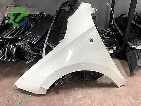 Skoda Rapid Sol Ön Çamurluk çıkma parça
