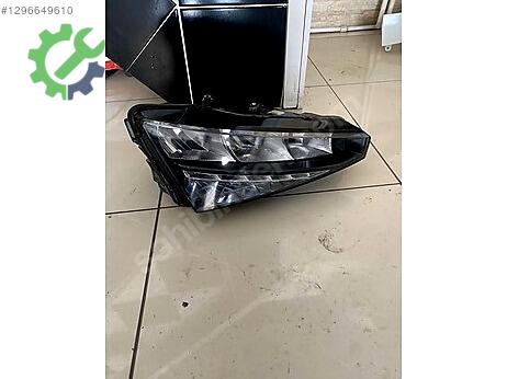 Skoda Scala Sağ Ön Far çıkma parça