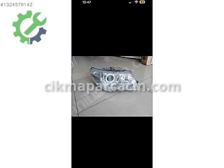 Skoda Superb Sağ Ön Far çıkma parça