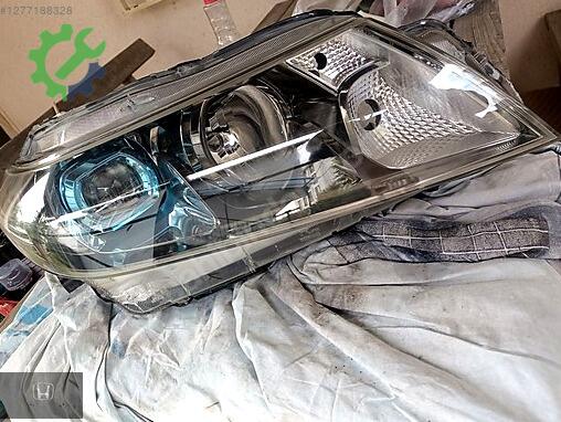 Suzuki Vitara Sağ Ön Far çıkma parça