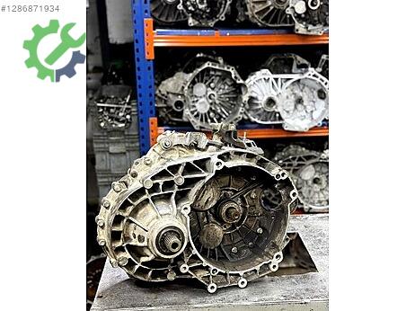 Volkswagen Caravelle Şanzıman Komple çıkma parça