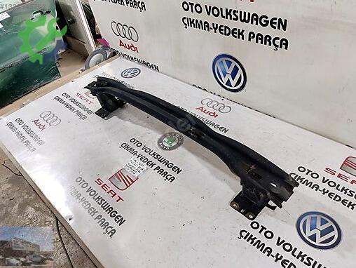 Volkswagen Tiguan Arka Tampon Demiri 5NA807305A çıkma parça