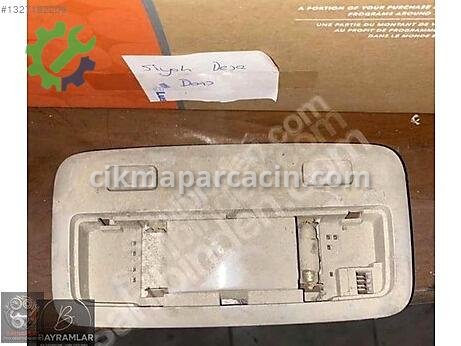 Toyota Avensis Arka Tavan Lambası çıkma parça