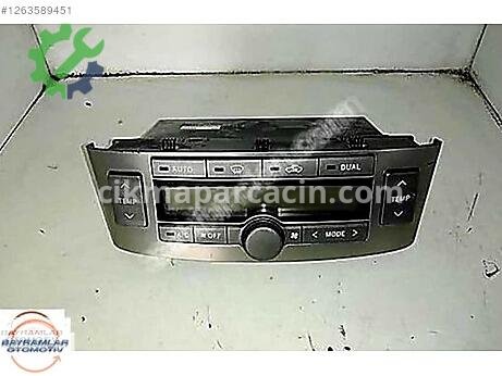 Toyota Avensis Klima Kontrol Paneli çıkma parça