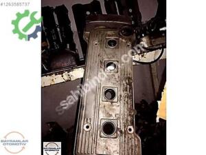 TOYOTA COROLLA AE101 KÜLBÜTÖR SUBAP KAPAĞI ENJEKSİYONLU ORJİNAL