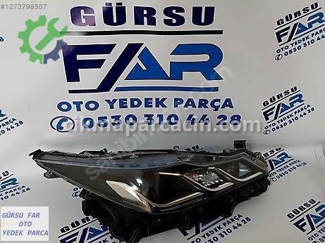 Toyota Corolla Sağ Ön Far çıkma parça