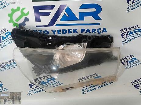 Toyota Hilux Sağ Ön Far çıkma parça