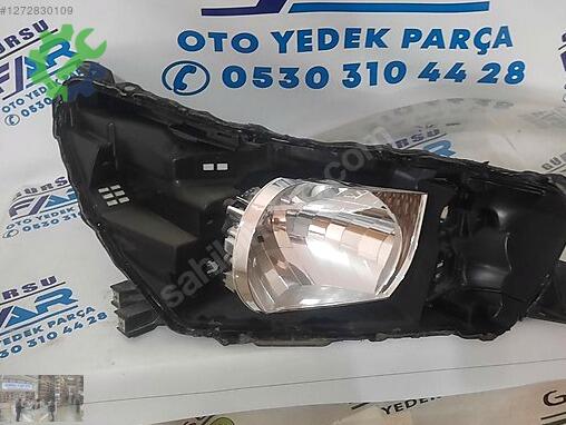 Toyota Hilux Sağ Ön Far PICK-UP çıkma parça