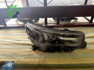 TOYOTA HİLUX SAG FAR FUL LED ORJINAL