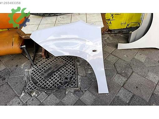 Toyota Proace City Sol Çamurluk çıkma parça
