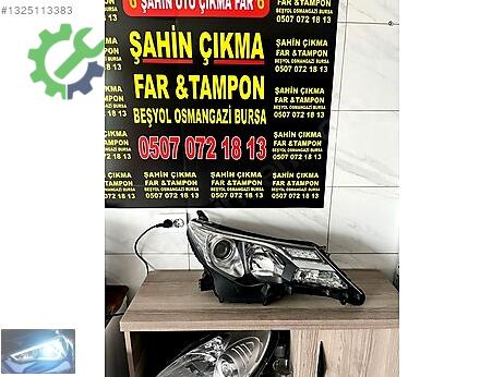Toyota RAV4 Sağ Ön Far çıkma parça
