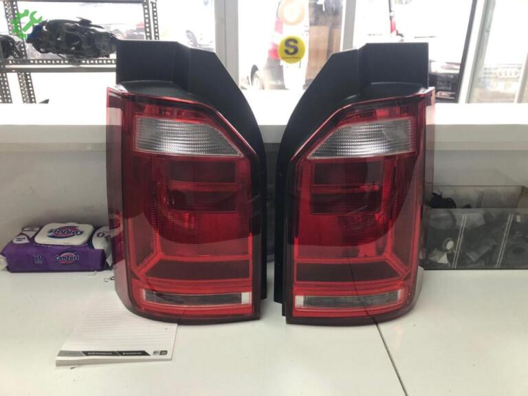 Volkswagen Transporter Sağ Stop çıkma parça