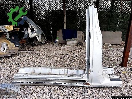 Volkswagen Transporter Sağ Marşpiyel Sacı çıkma parça