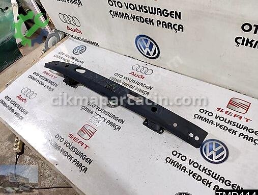 Volkswagen Transporter Arka Tampon Demiri 7H0807305 çıkma parça