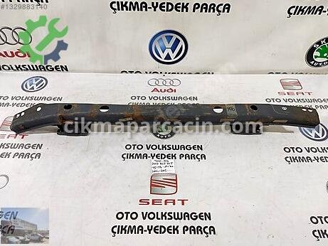 Volkswagen Transporter Arka Tampon Demiri çıkma parça