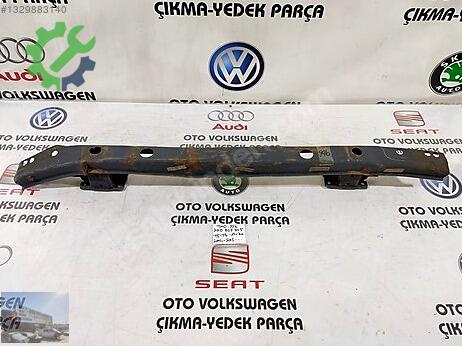 Volkswagen Transporter Arka Tampon Demiri çıkma parça