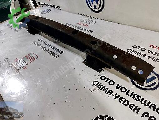 Volkswagen Transporter Arka Tampon Demiri 7H0807305 çıkma parça