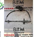 Nissan Terrano Orijinal Çıkma Ön Cam