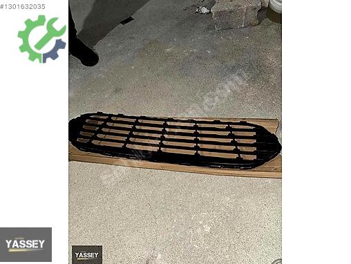 Ford Fiesta Tampon Izgarası çıkma parça