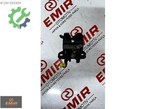 Hyundai Accent Orijinal Sıfır Bagaj