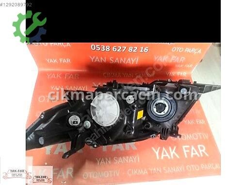 Toyota Corolla Sağ Ön Far çıkma parça