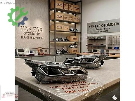 Toyota Corolla Sağ Ön Far çıkma parça