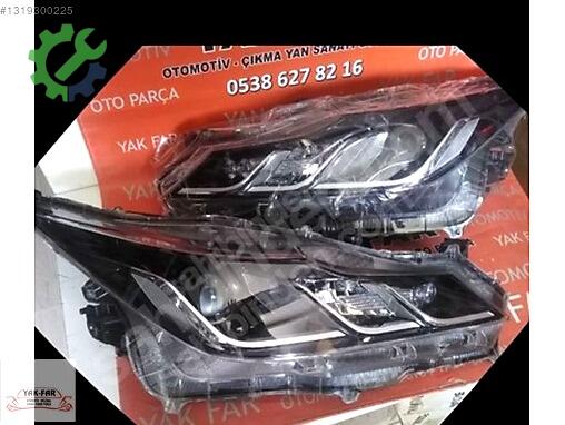 Toyota Corolla Sağ Ön Far çıkma parça