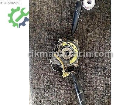 Toyota Corolla Far çıkma parça