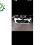 Toyota corolla ön tampon dolu