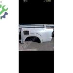 Toyota hilux sol arka çamurluk