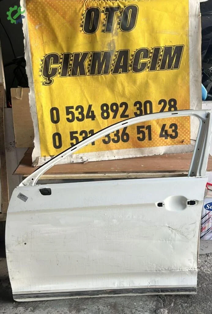 Volkswagen Passat Sol Ön Kapı çıkma parça