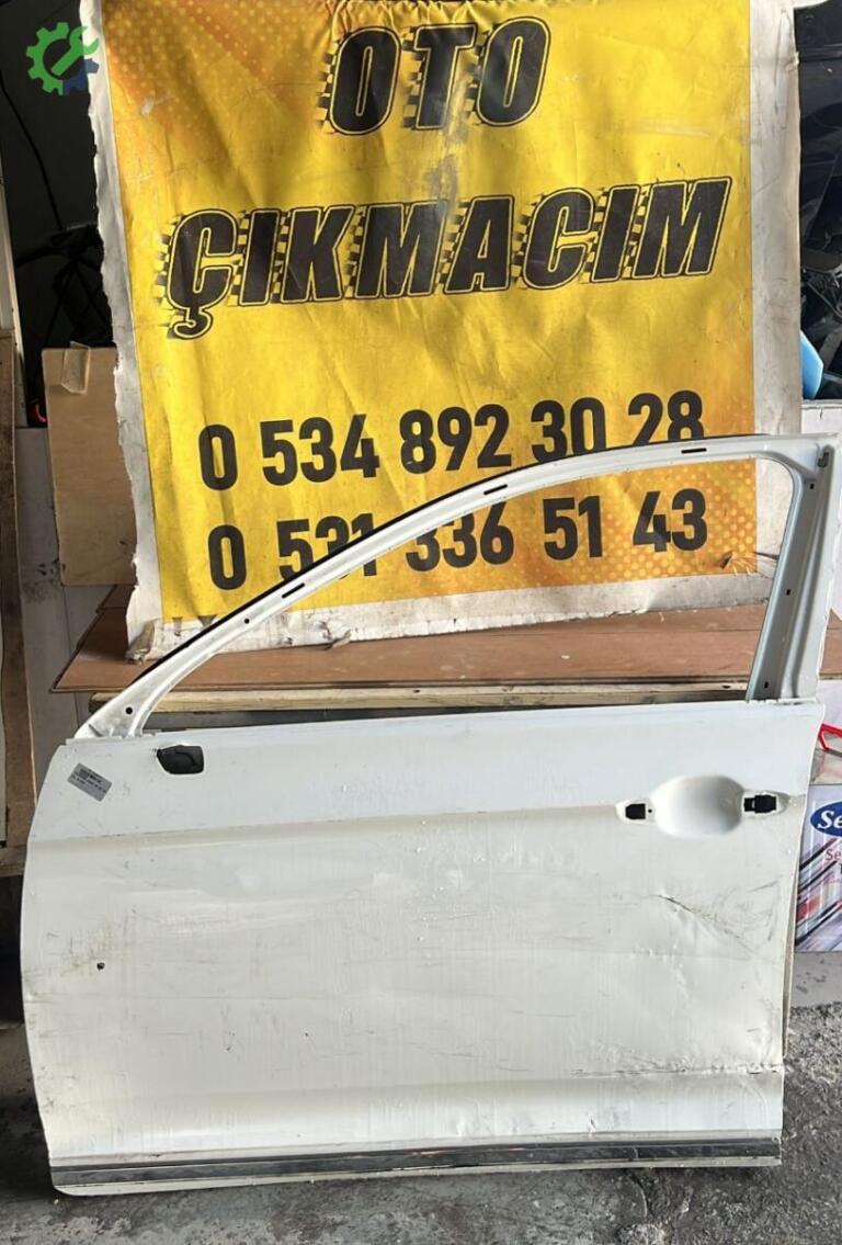 Volkswagen Passat Sol Ön Kapı çıkma parça