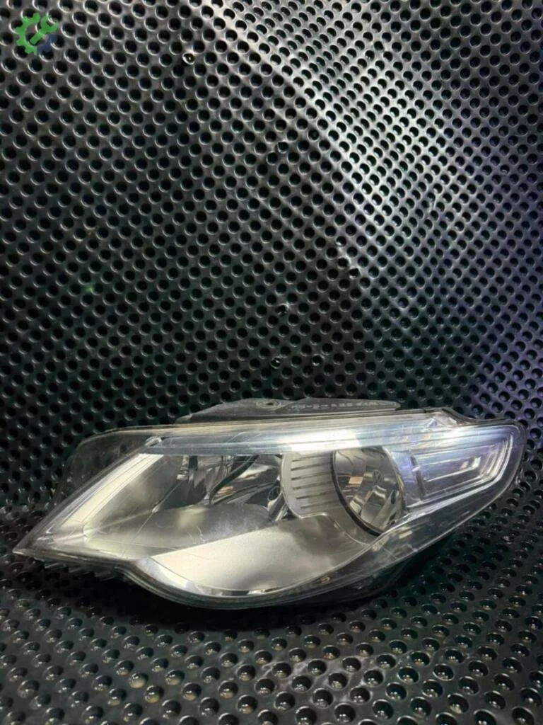 Volkswagen Passat Far çıkma parça