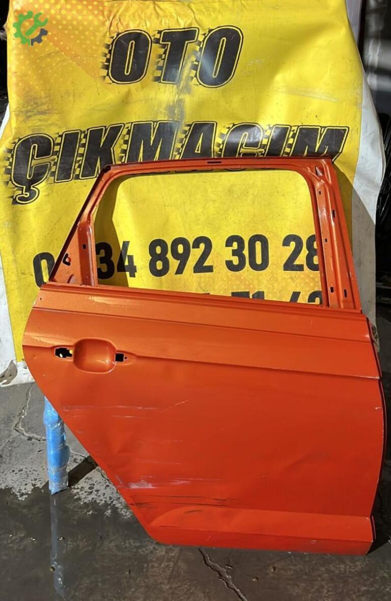 Volkswagen Polo Sağ Arka Kapı çıkma parça