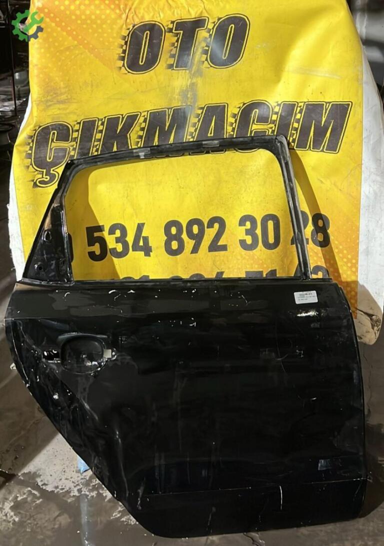 Volkswagen Polo Sağ Arka Kapı çıkma parça